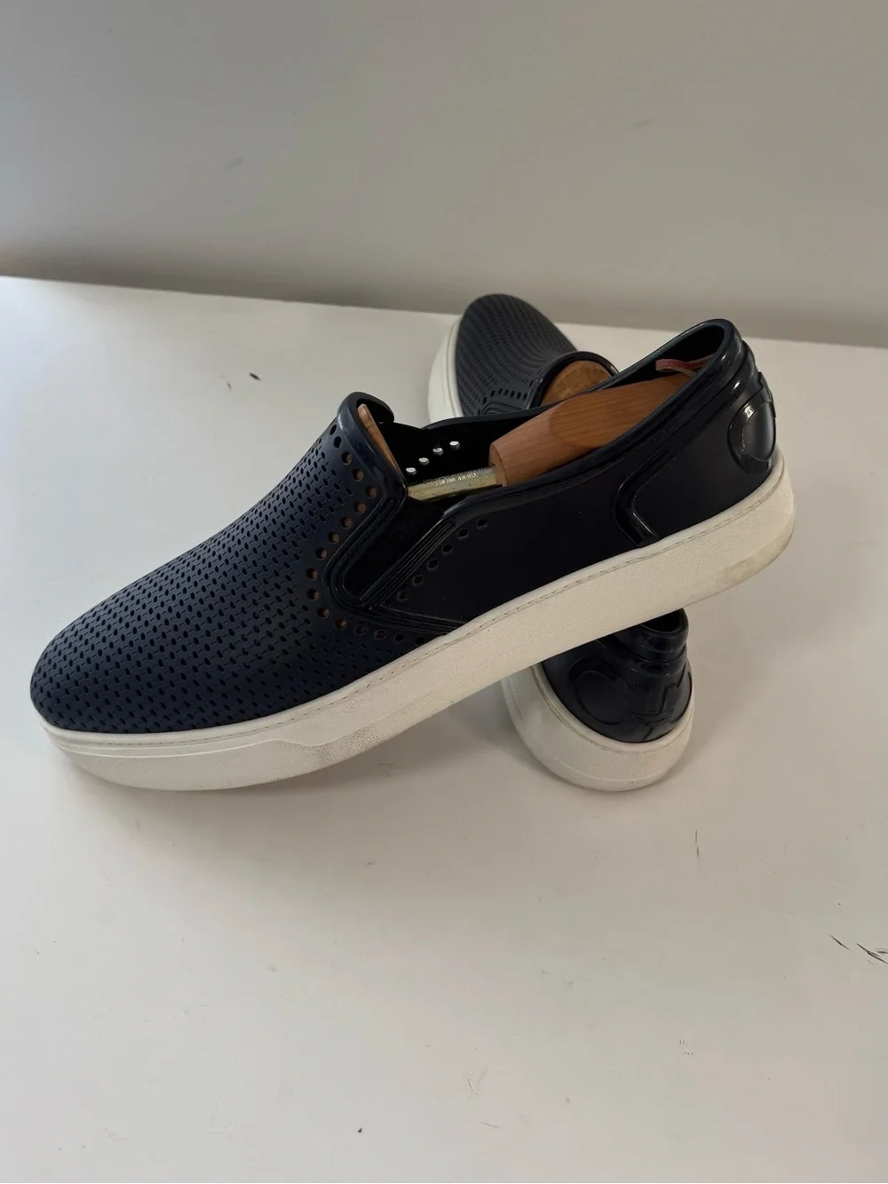 Salvatore Ferragamo Men’s Sneakers 12 - Picture 11 of 16